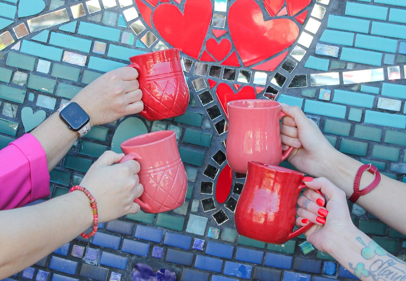Mugs & Tumblers