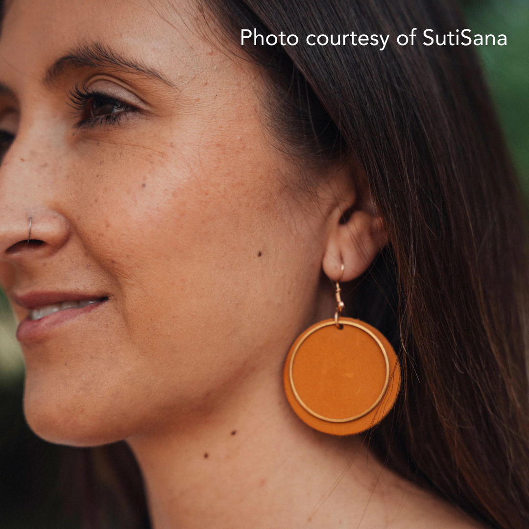 Circlet Earring / Camel