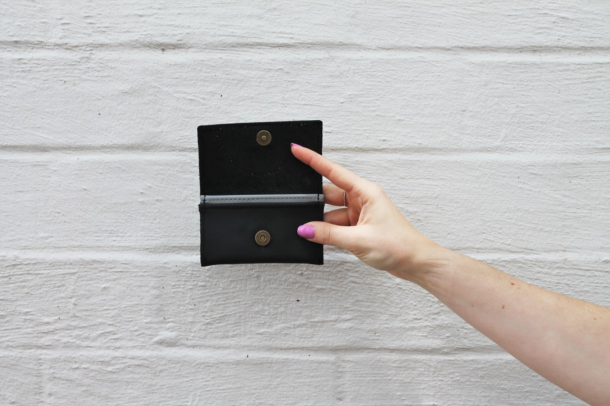 Applique Wallet-Carbon/Storm Elemental