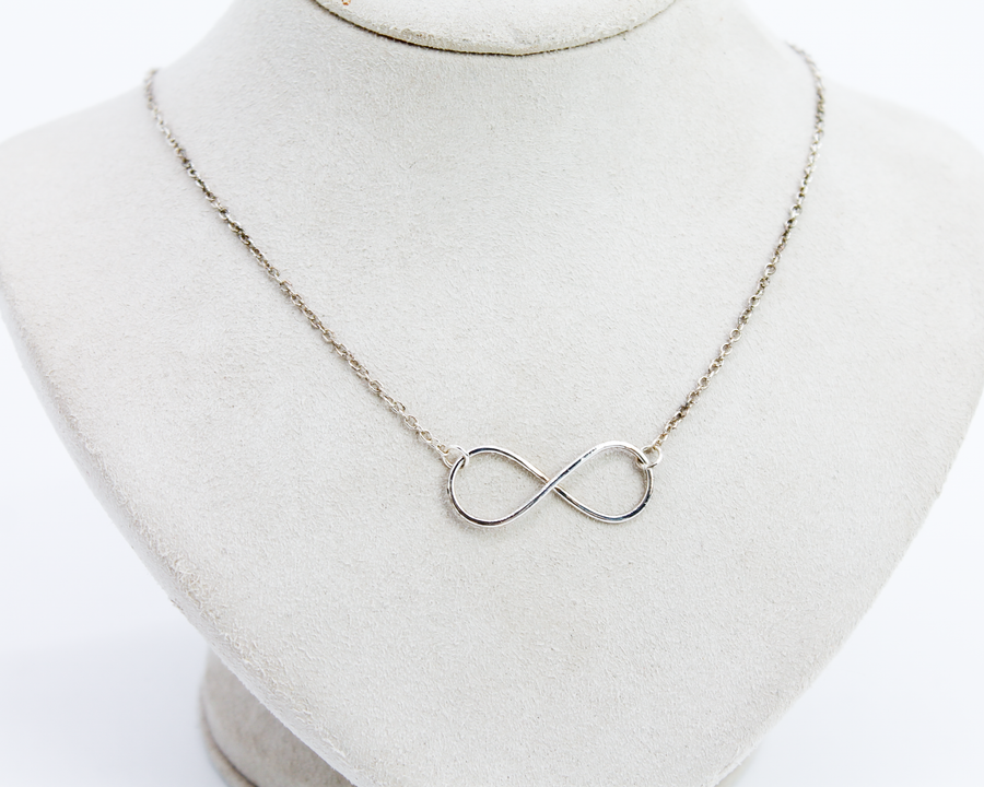 Infinity Necklace / Sterling Silver