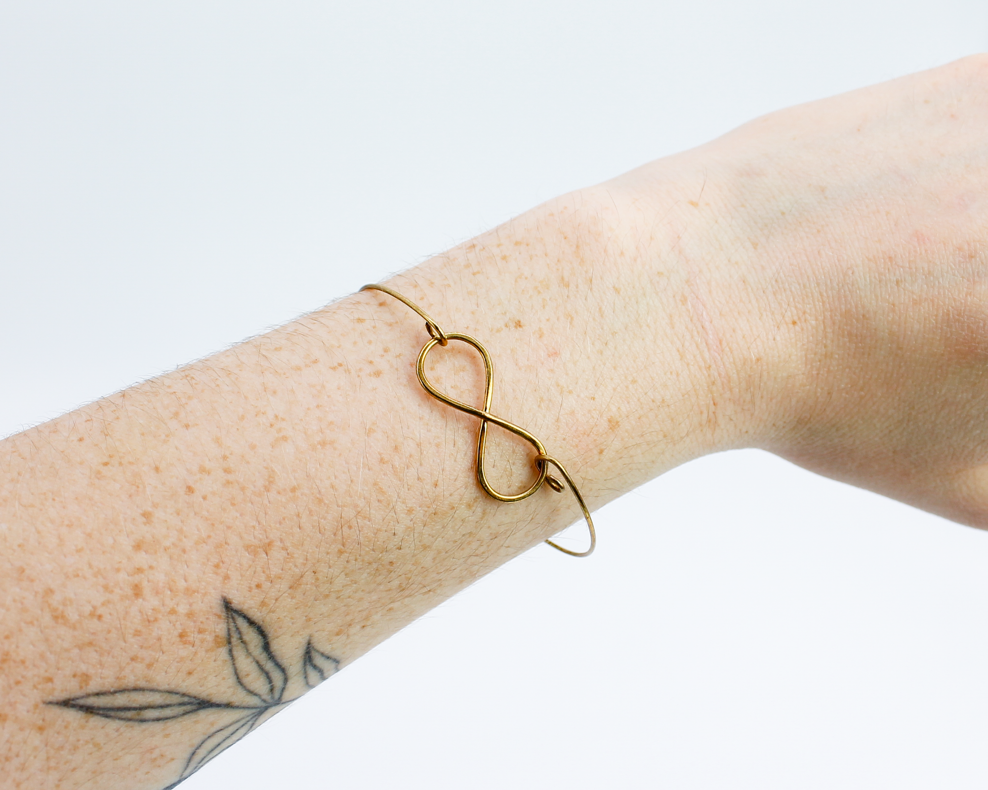 Infinity Bracelet / 14k Gold
