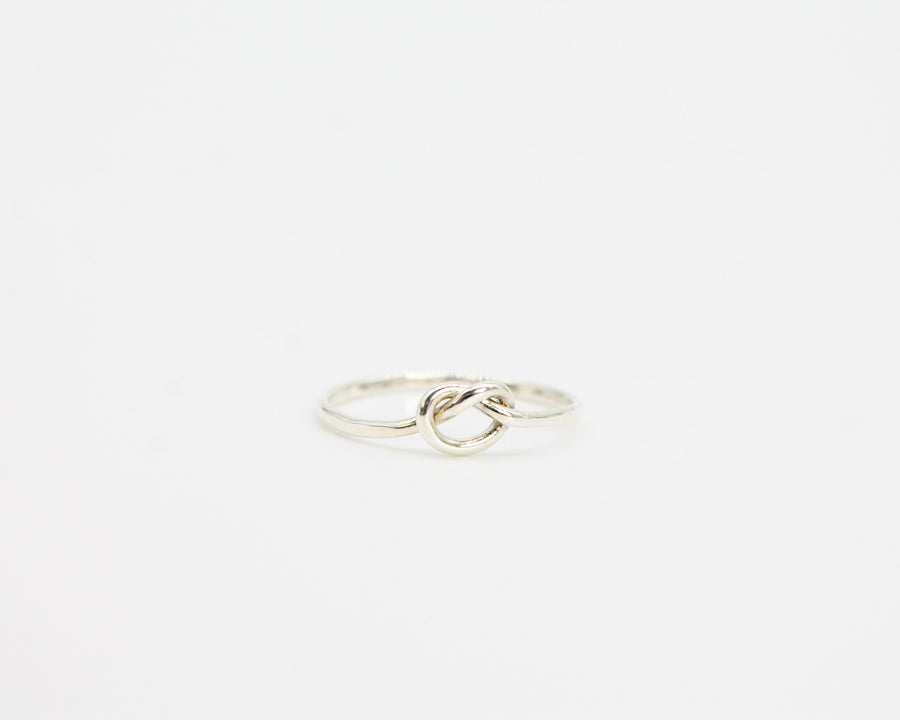 Knot Ring / Sterling Silver