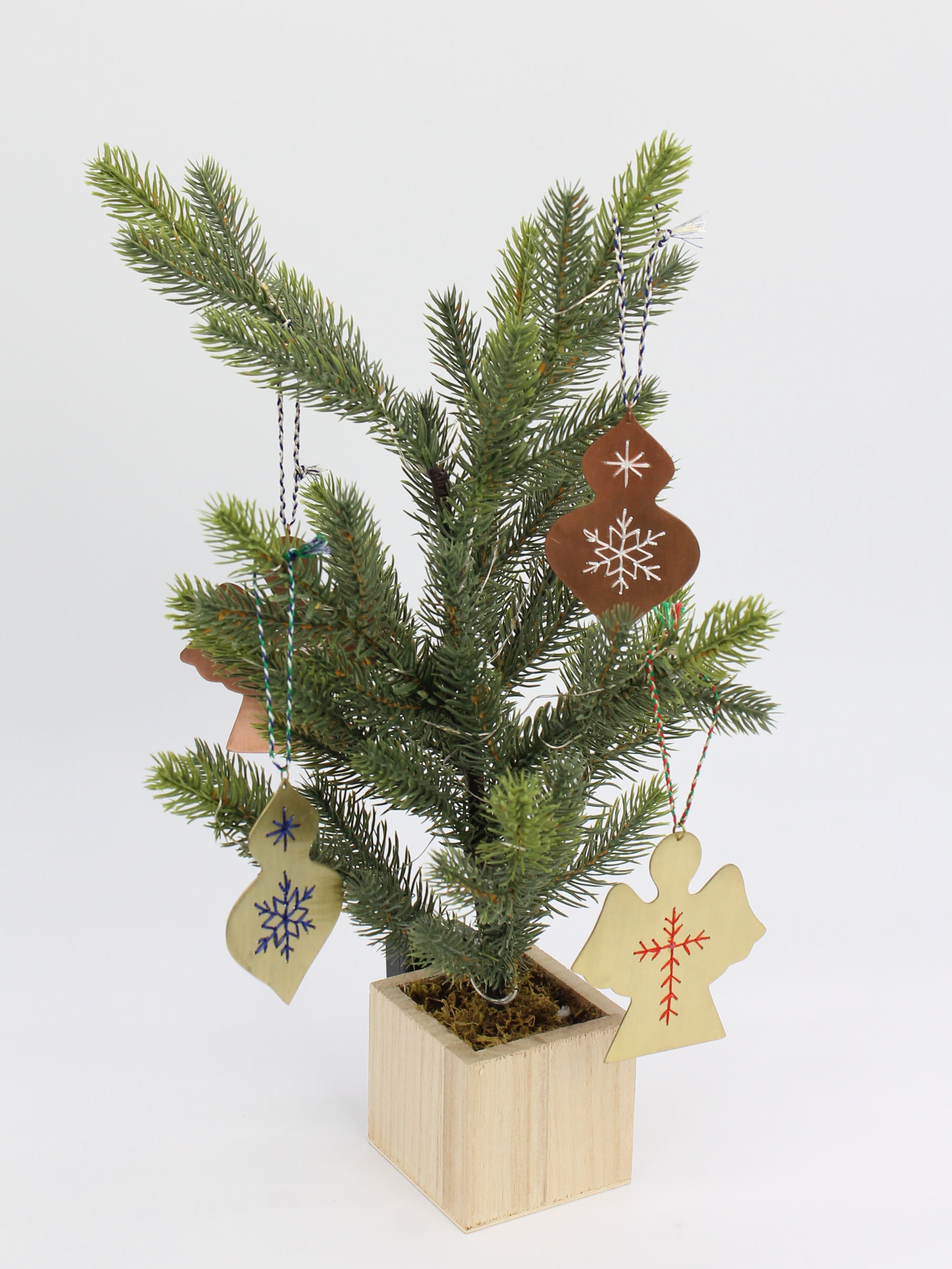 Assorted Metal Christmas Ornament