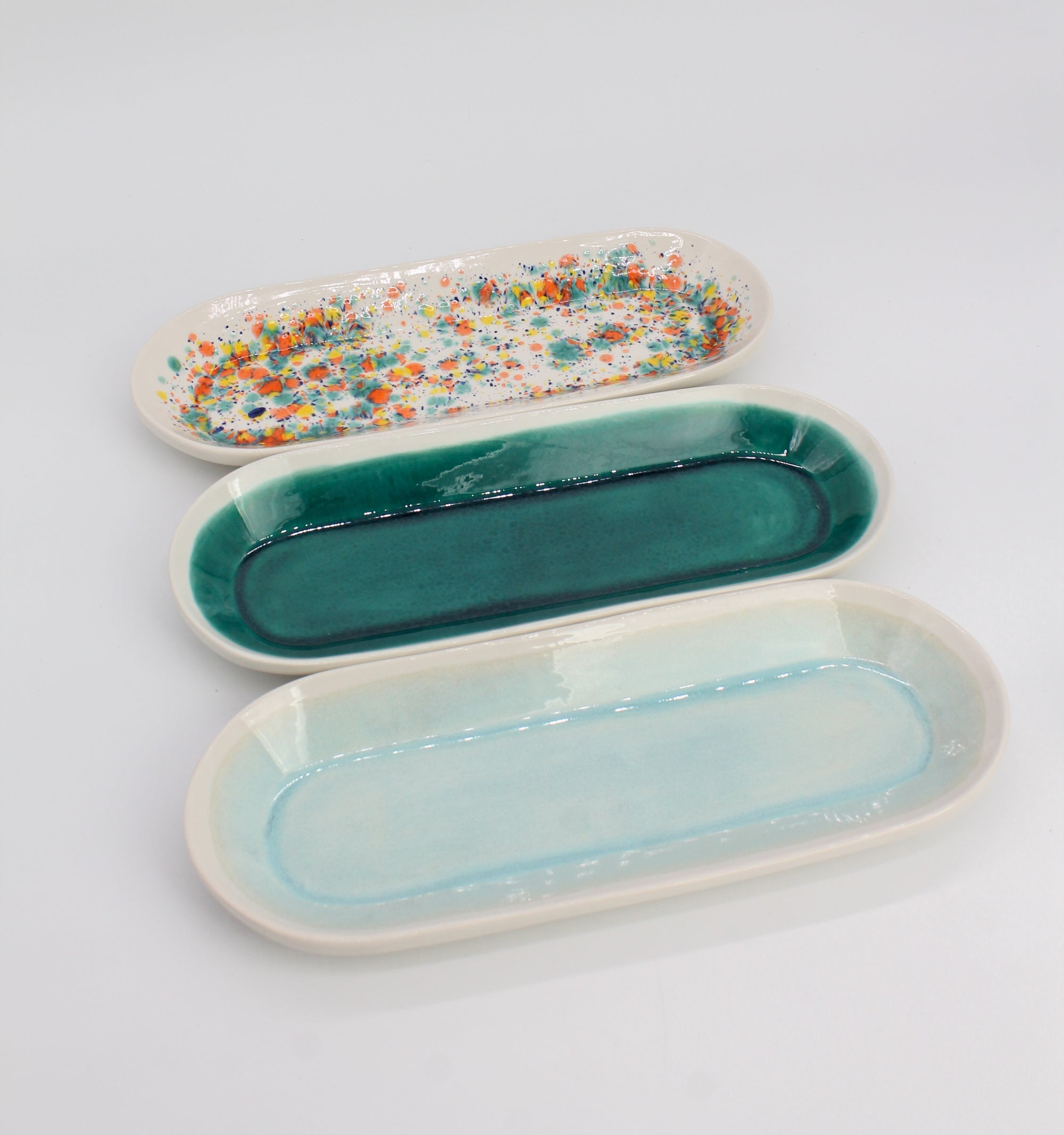 Oval Long Dish / Assorted