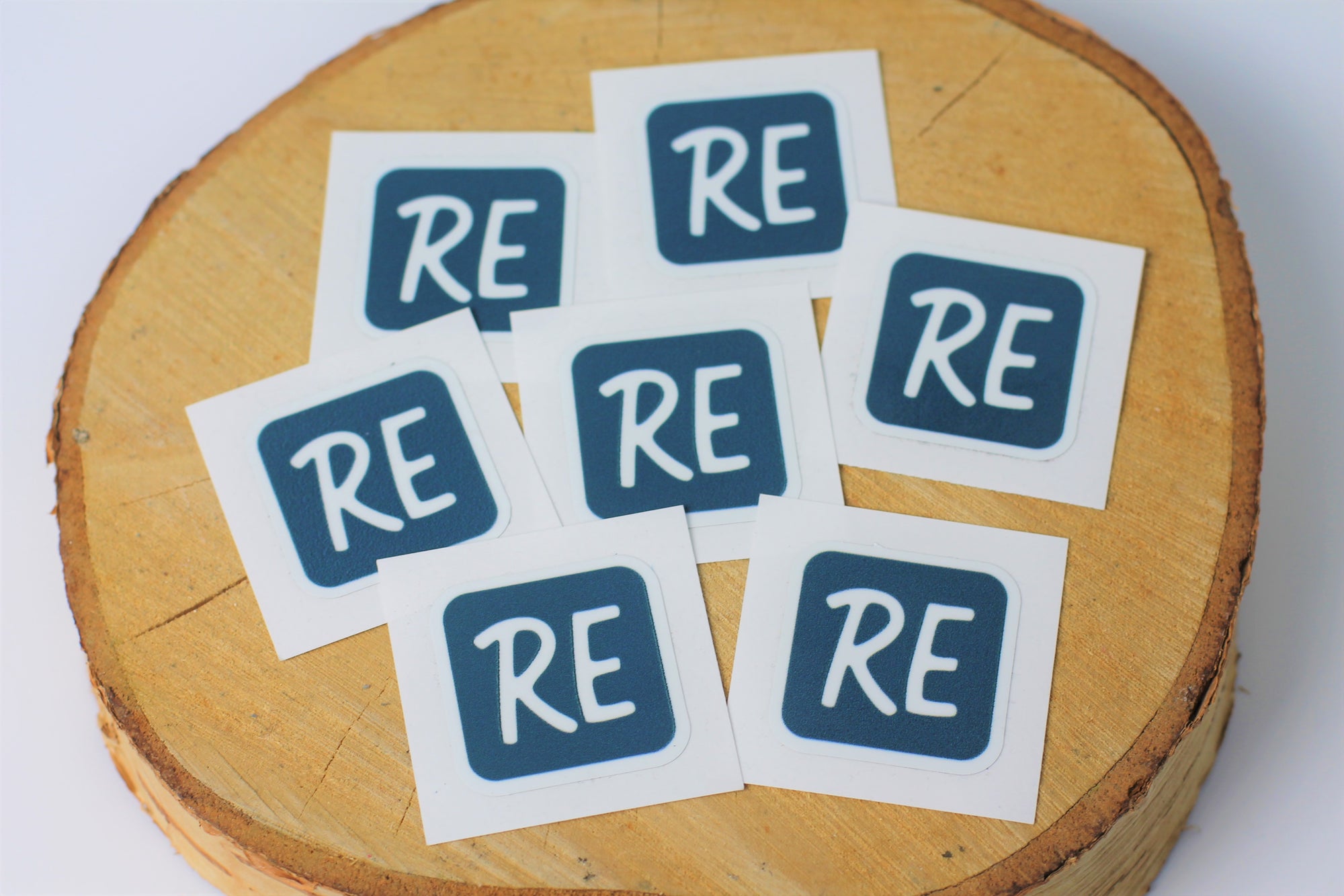 RE logo sticker