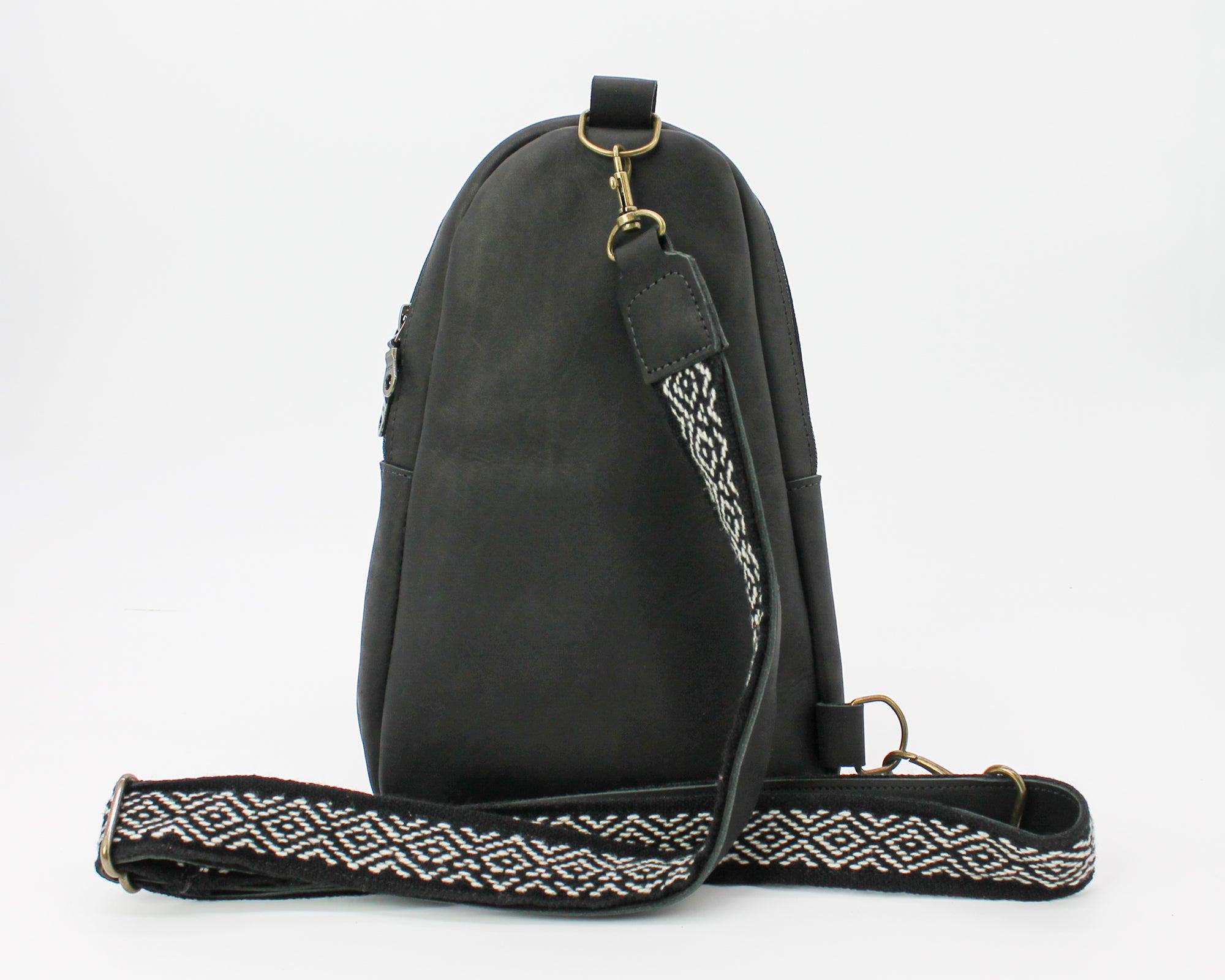 Sling Backpack / Black
