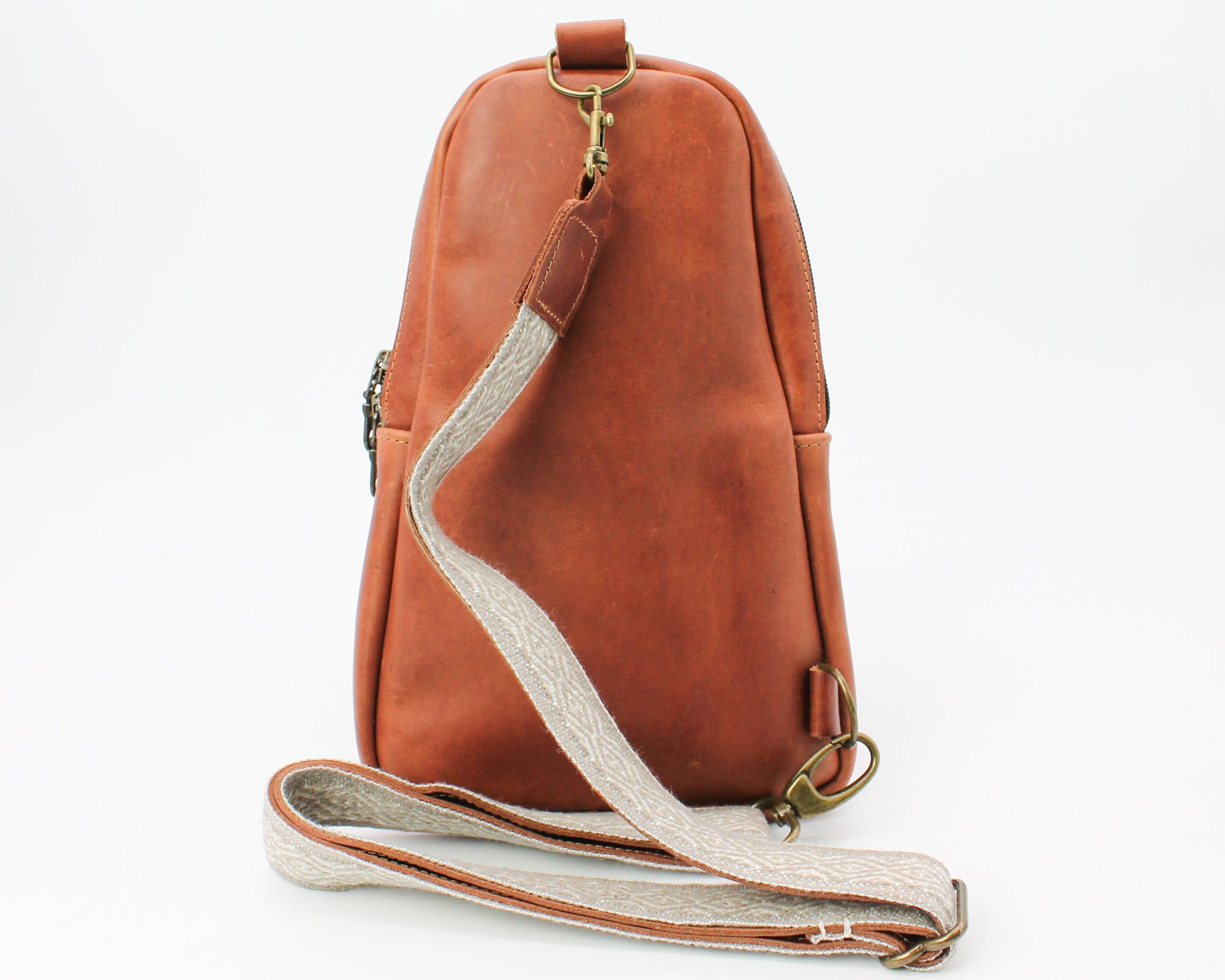 Sling Backpack / Cinnamon