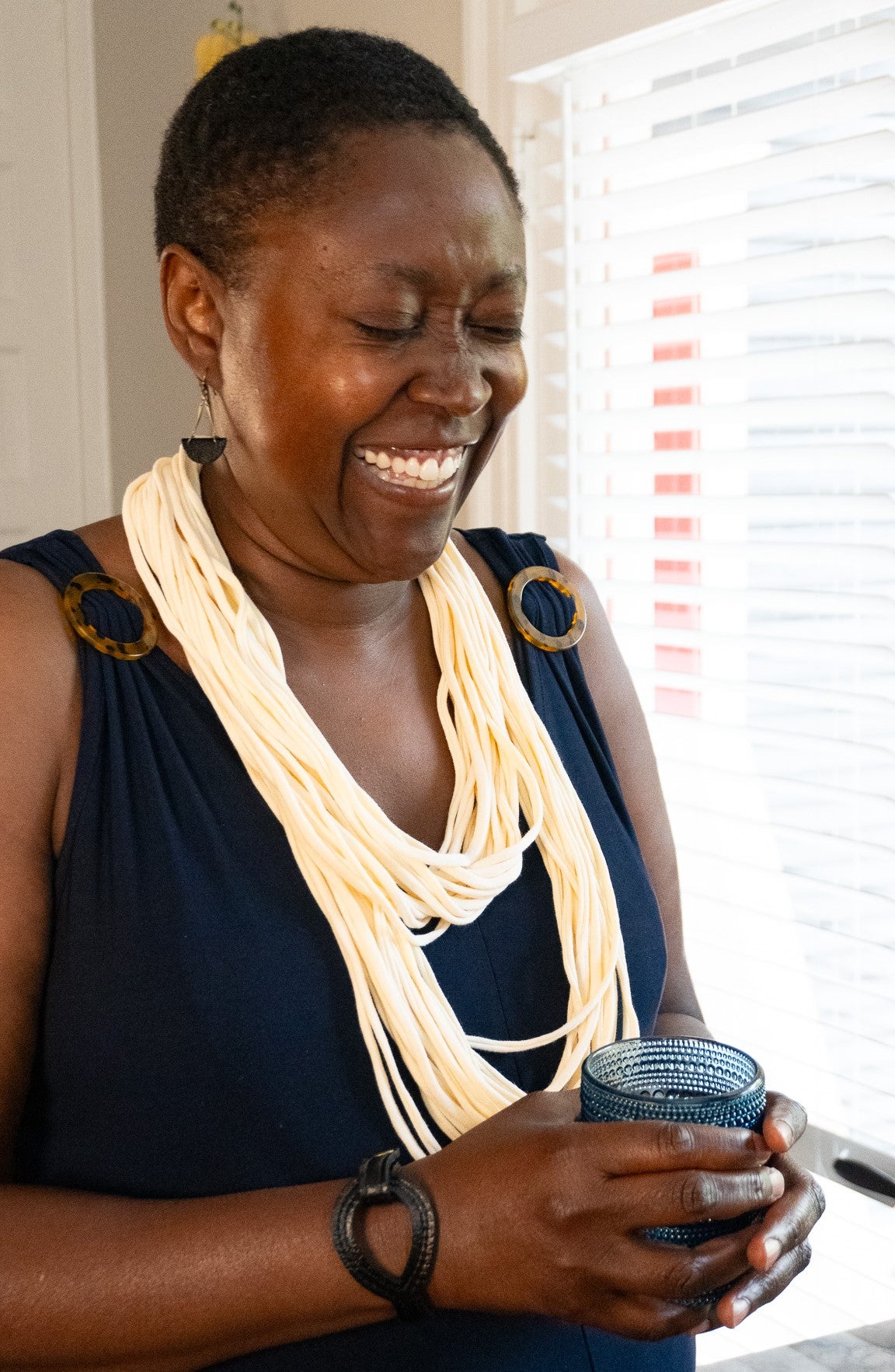 Essence Poinsettia M/L