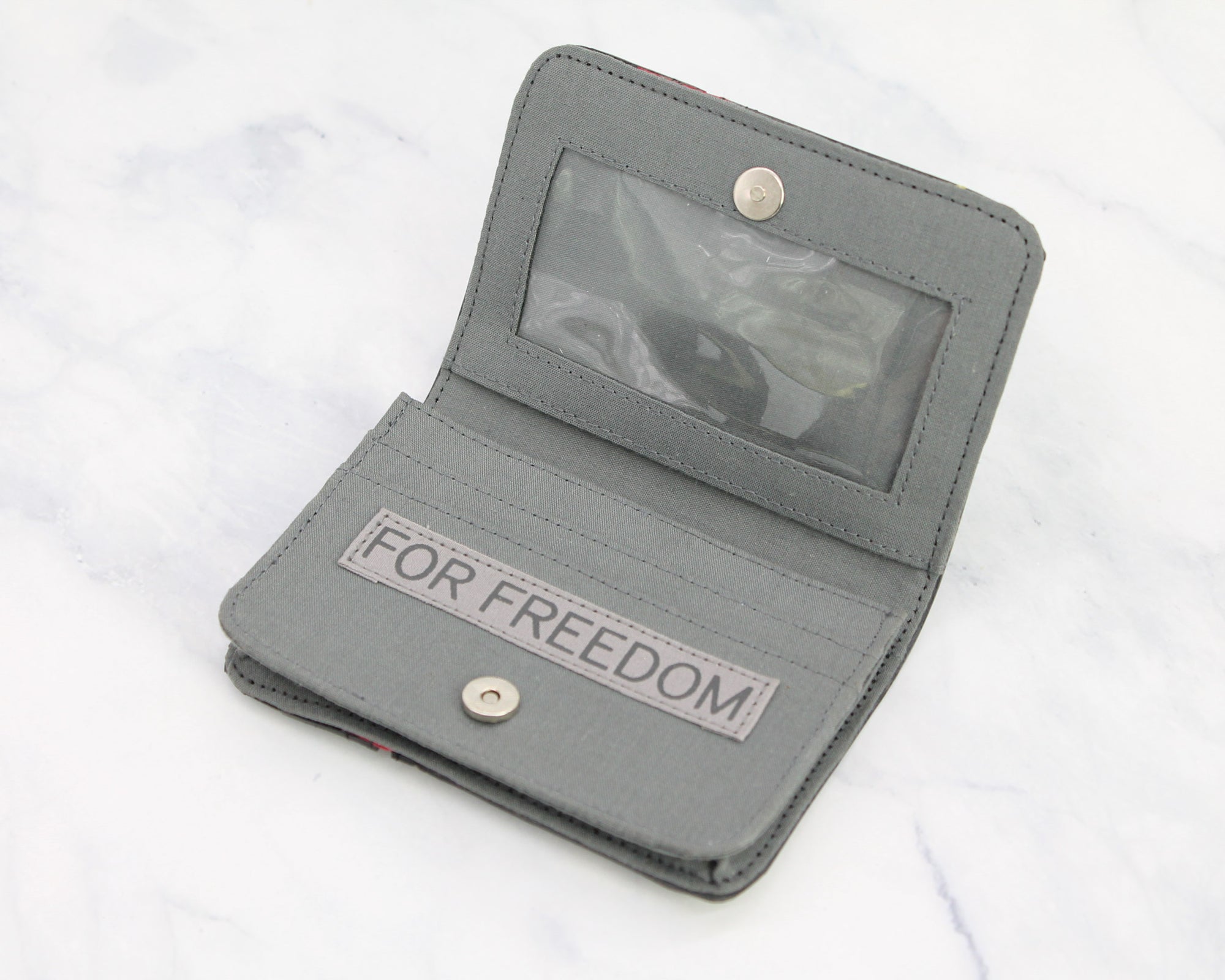 Tire Snap Wallet / Assorted