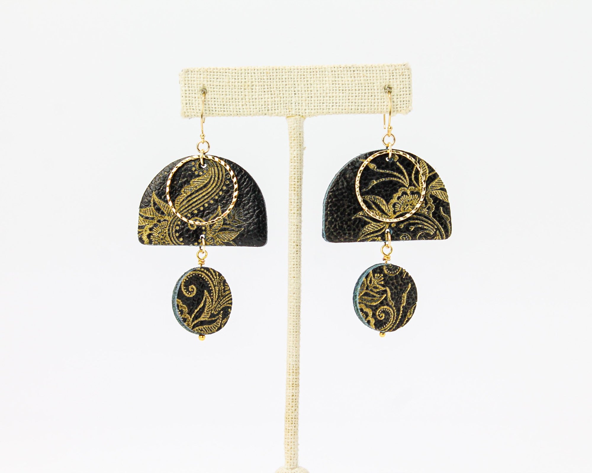 Meridian Earring/ Onyx Elemental